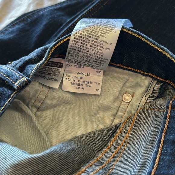 Levi’s 541 Men’s Athletic Build Dark Wash Jeans Width 46” & Length 36” - Picture 9 of 9